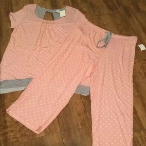Ellen Tracy Pink Polka Dot 2 Piece Pajamas Medium